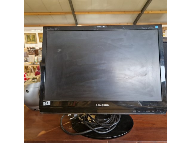 Alles op dressoirkast. - afbeelding 6 van  6