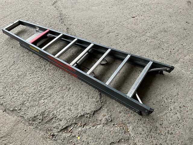 Alltrex vouwladder - afbeelding 1 van  3