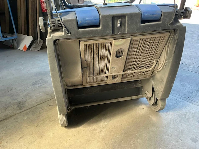 Alto borstelmachine - afbeelding 8 van  8