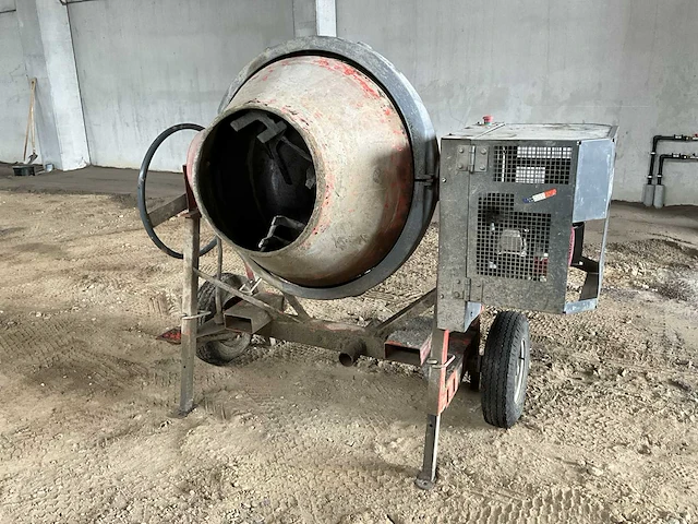 Altrad betonmolen benzine 400l - afbeelding 1 van  12
