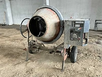 Altrad betonmolen benzine 400l