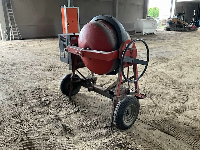 Altrad betonmolen benzine 400l - afbeelding 8 van  12