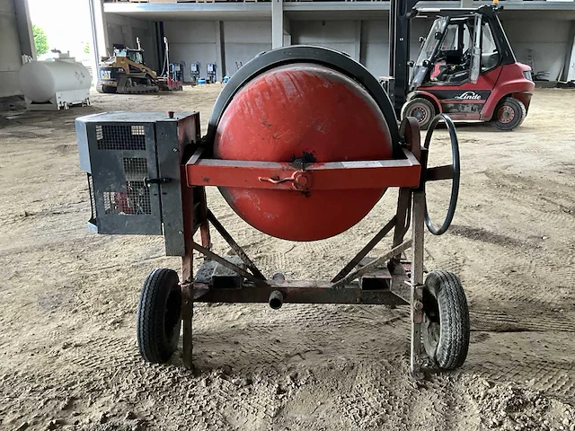 Altrad betonmolen benzine 400l - afbeelding 9 van  12