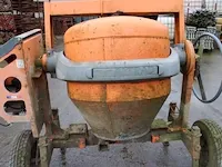 Altrad betonmolen - afbeelding 4 van  4
