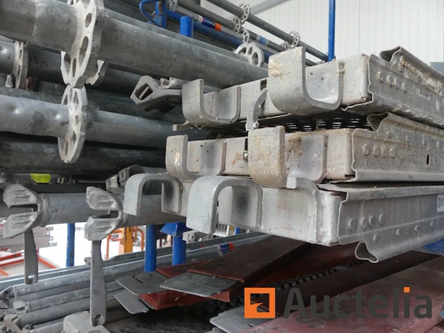 Altrad multidirectionele steiger - afbeelding 32 van  34