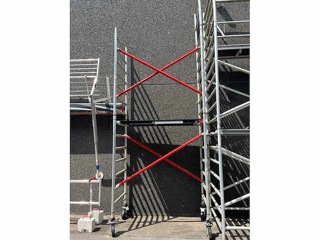 Altrex - rs tower 51 plus - mobile scaffold - afbeelding 2 van  3
