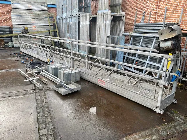 Altrex 9 meter modulaire aluminium hangbrug - afbeelding 4 van  10