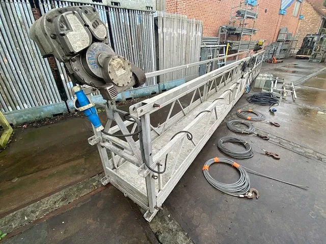 Altrex 9 meter modulaire aluminium hangbrug - afbeelding 5 van  10