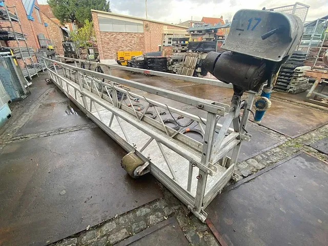 Altrex 9 meter modulaire aluminium hangbrug - afbeelding 9 van  10