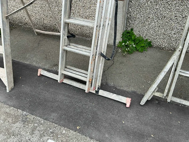 Altrex ar3080 3-delige schuifladder - afbeelding 3 van  4