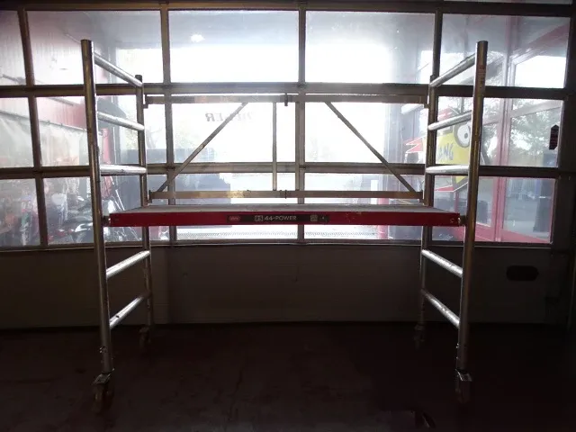 Altrex mobiele stelling - afbeelding 1 van  5