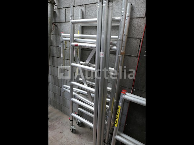 Altrex opvouwbare steiger - afbeelding 9 van  12