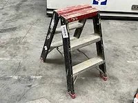 Altrex plooiladder voorzien van 2x 3 treden - afbeelding 1 van  2