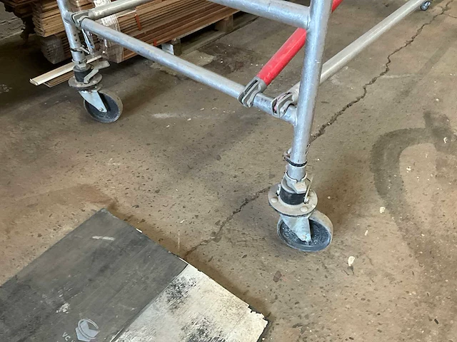 Altrex rolsteiger - afbeelding 3 van  4