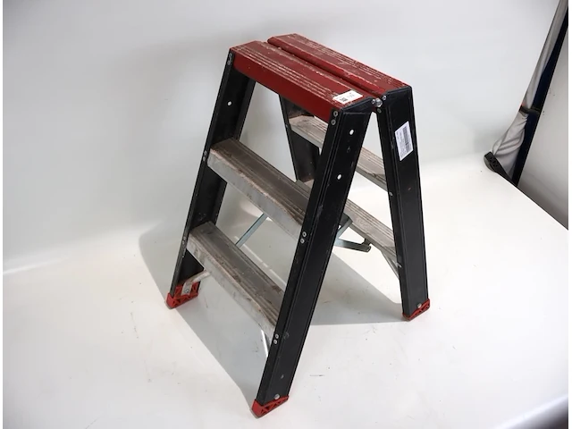 Altrex taurus aluminium traplader - afbeelding 2 van  3