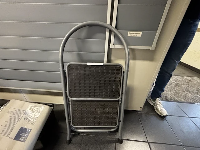 Altrex trapladder vv. 2 sporten - afbeelding 1 van  3