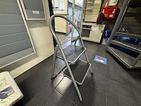 Altrex trapladder vv. 2 sporten - afbeelding 2 van  3