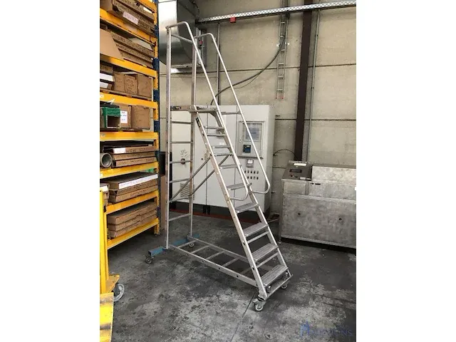 Alu bordesladder - afbeelding 1 van  2