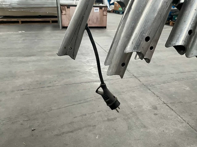Alu gebogen truss (100x) - afbeelding 8 van  28