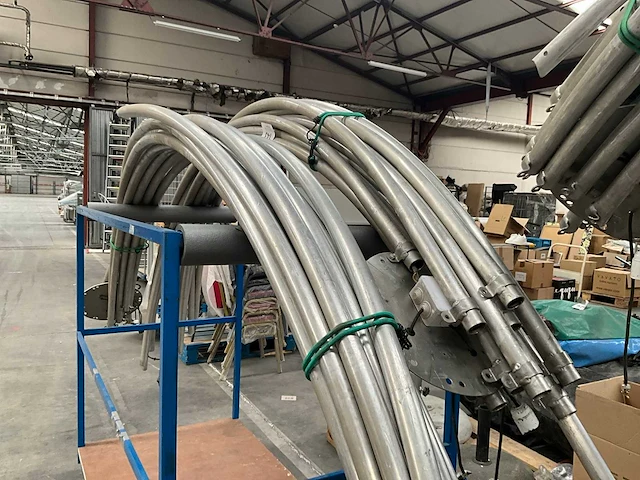 Alu gebogen truss (100x) - afbeelding 19 van  28