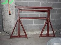 Alu gevelstelling 26 stuks, metalen kruiwagen, 2 metalen schragen, transportkar, partij dakgoten en profielen vmzinc, , 5 isolatieplaten, net (23,24,25) - afbeelding 3 van  13