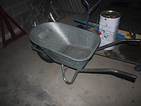 Alu gevelstelling 26 stuks, metalen kruiwagen, 2 metalen schragen, transportkar, partij dakgoten en profielen vmzinc, , 5 isolatieplaten, net (23,24,25) - afbeelding 4 van  13