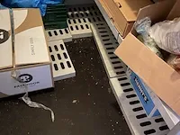 Alu opbergrek met inhoud - afbeelding 10 van  15