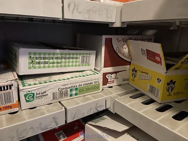 Alu opbergrek met inhoud - afbeelding 14 van  15