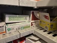 Alu opbergrek met inhoud - afbeelding 14 van  15