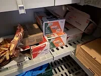 Alu opbergrek met inhoud - afbeelding 15 van  15