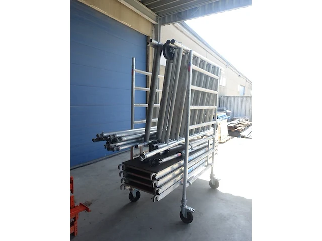 Alu rolsteiger euroscaffold - afbeelding 6 van  6