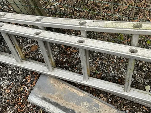 Alu schuifladder - afbeelding 3 van  4