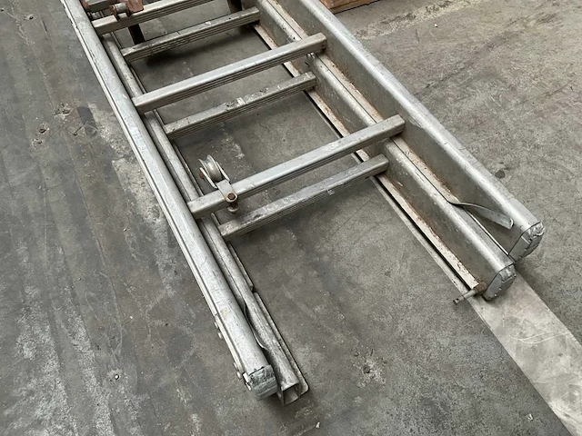 Alu schuifladder - afbeelding 3 van  5
