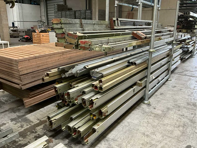 Alu tentopstelling 10x25m - afbeelding 8 van  22