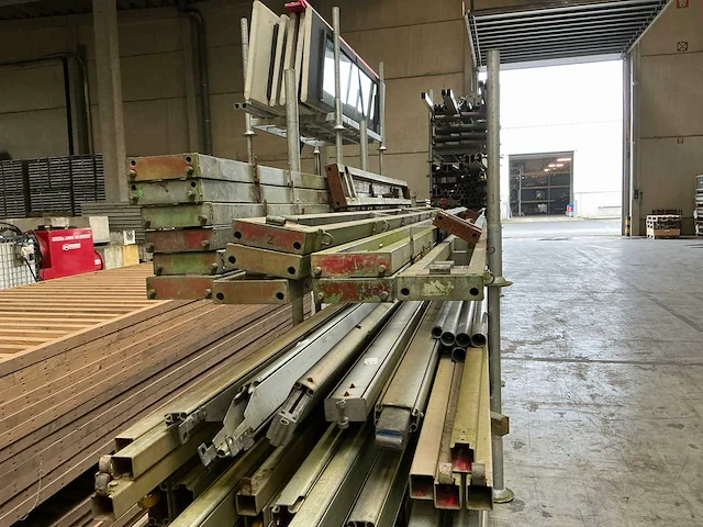 Alu tentopstelling 10x25m - afbeelding 10 van  22