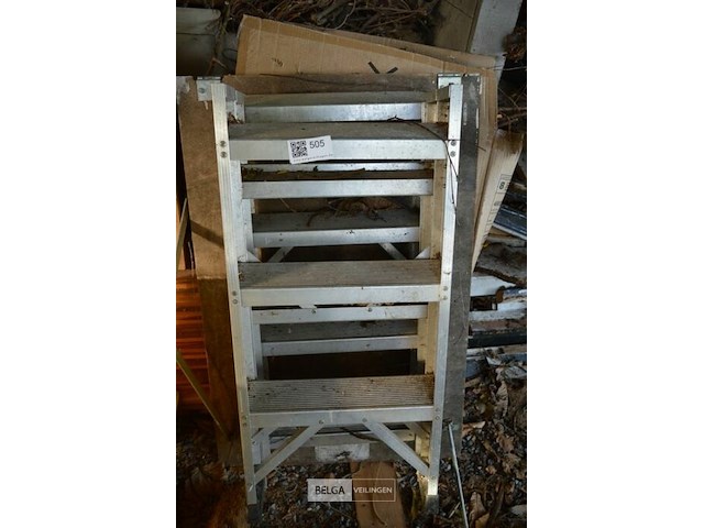 Alu trapladder 10 tredes - afbeelding 1 van  3