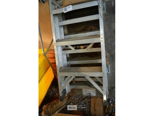 Alu trapladder 10 tredes - afbeelding 2 van  3