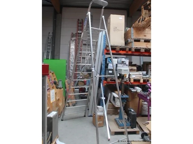 Alu trapladder 12 sporten tubesca - afbeelding 1 van  2