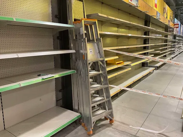Alu trapladder (4x) - afbeelding 1 van  2