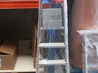Alu trapladder alpos, access 31 - afbeelding 1 van  2
