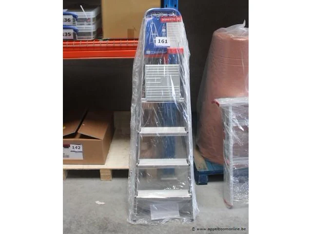Alu trapladder alpos, domestic 30 - afbeelding 1 van  2