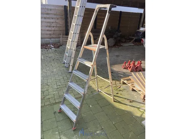 Alu trapladder altrex - afbeelding 1 van  3