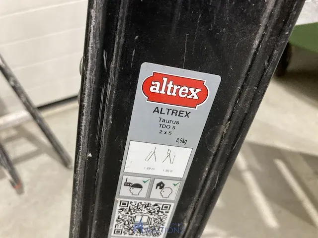 Alu trapladder altrex - afbeelding 3 van  3