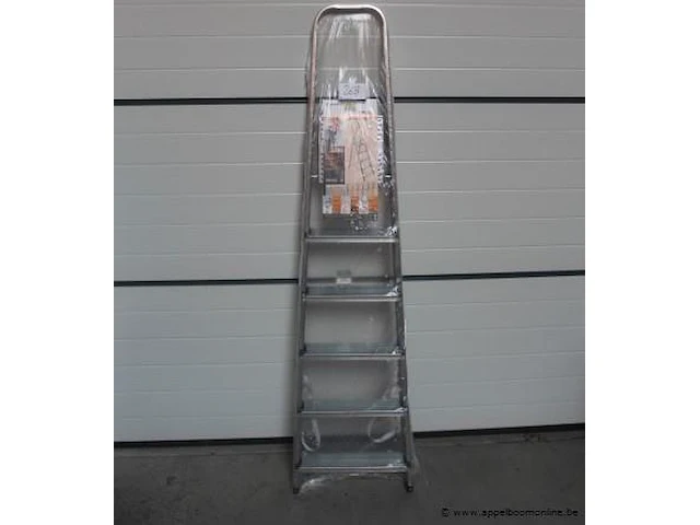 Alu trapladder artub - afbeelding 1 van  2