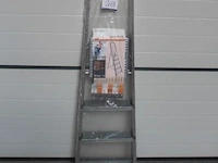 Alu trapladder artub - afbeelding 1 van  2