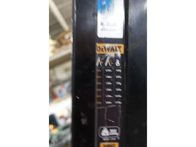 Alu trapladder dewalt - afbeelding 3 van  3