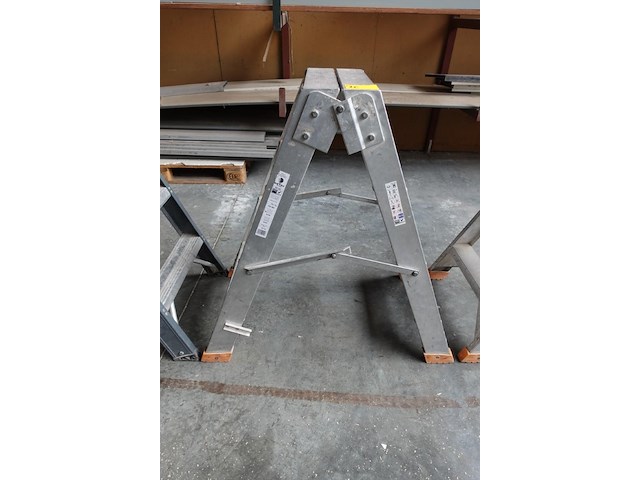 Alu trapladder petry - afbeelding 1 van  2