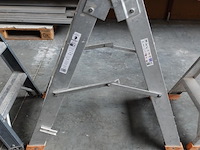 Alu trapladder petry - afbeelding 1 van  2