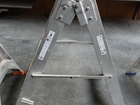 Alu trapladder petry - afbeelding 1 van  2
