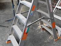 Alu trapladder petry - afbeelding 2 van  2